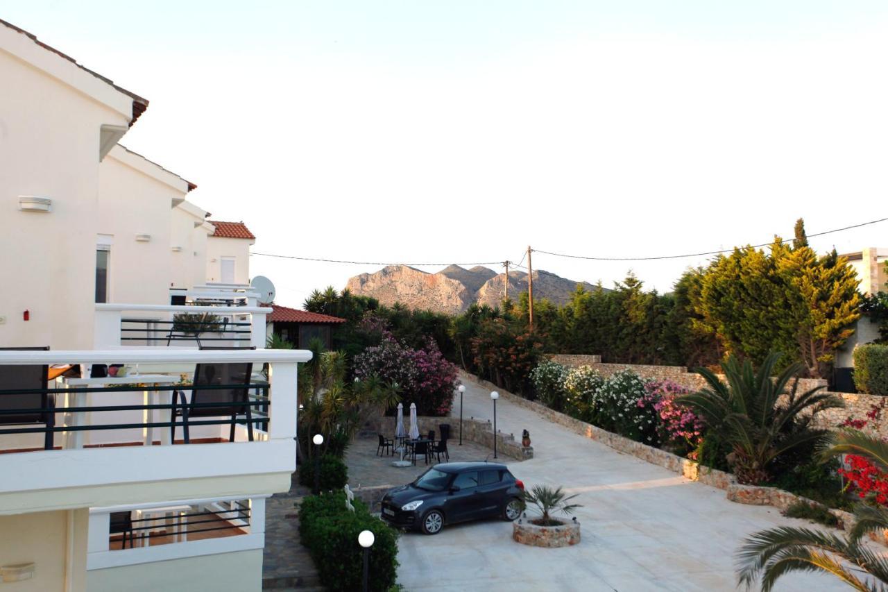 Tersanas Beach Lodges Exterior foto
