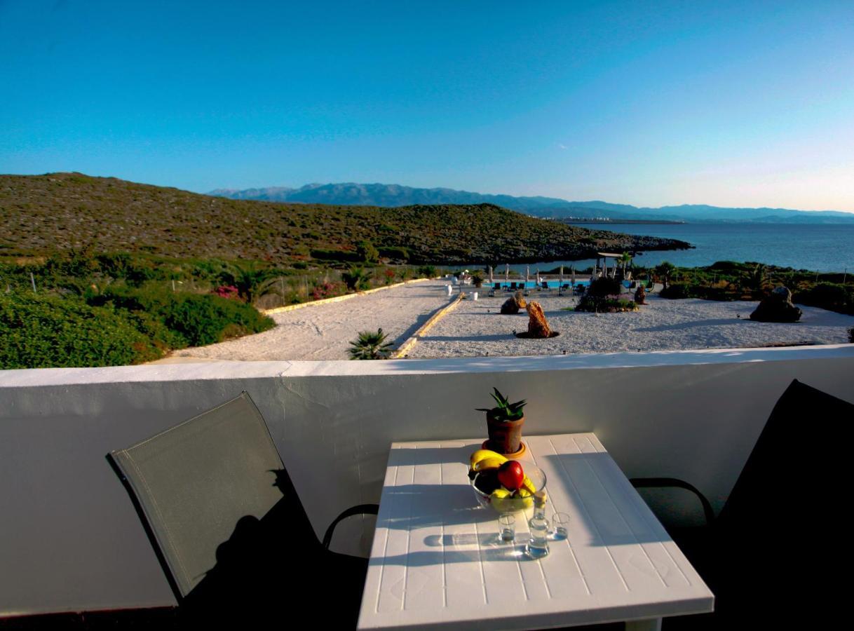 Tersanas Beach Lodges Exterior foto